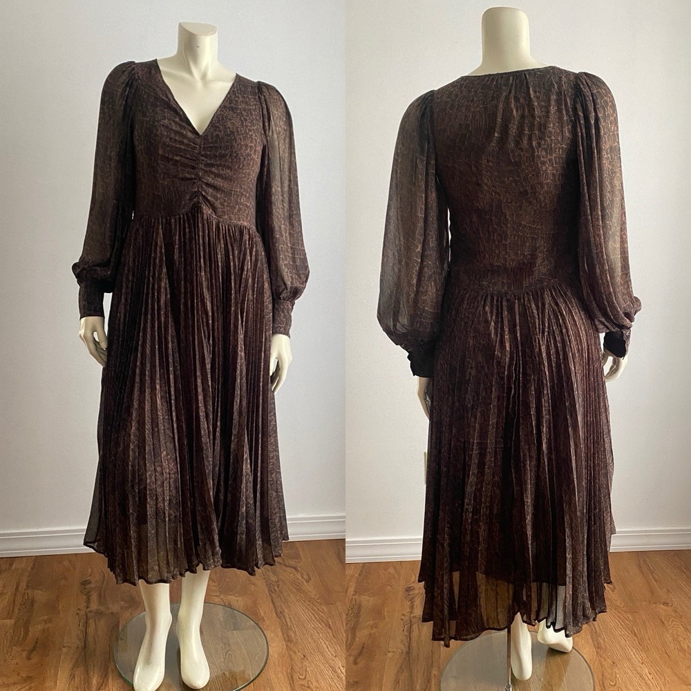 H&M Animal Print Accordion pleated Chiffon Maxi Small Dress Vneck Long Sleeve